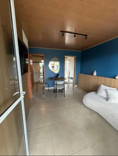 Vende-se casa na cidade universitária!