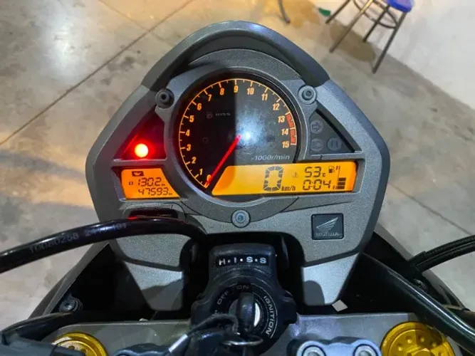CB 600F HORNET 