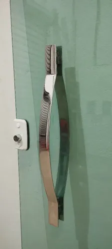 Porta + Janela (vidro temperado)