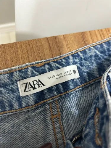 Calça zara 