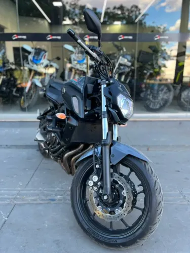 YAMAHA MT 07