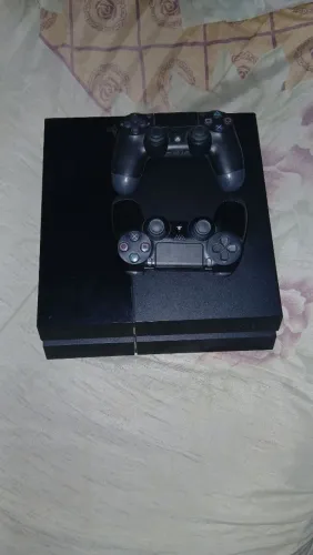 Vendo PlayStation 4 completo ou troco por iPhone