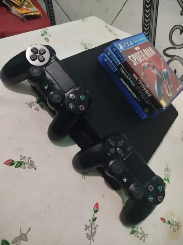 Playstation 4 a venda