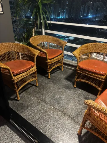 Vende conjunto paar varanda e área externa