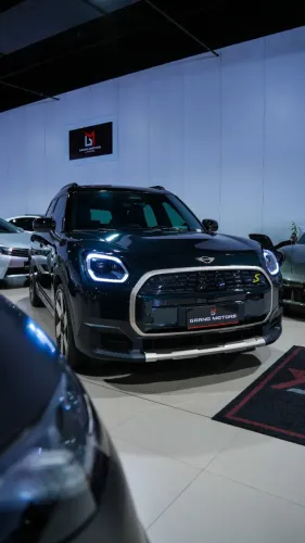 Mini Cooper Country. SE All4 TOP (elétrico) 2025