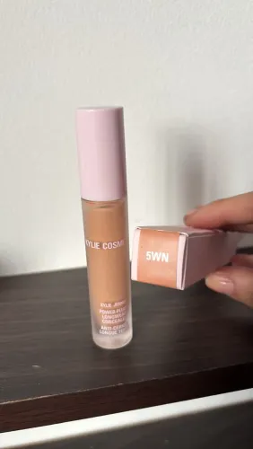Kylie Cosmetics NOVO E NÃO UTILIZADO