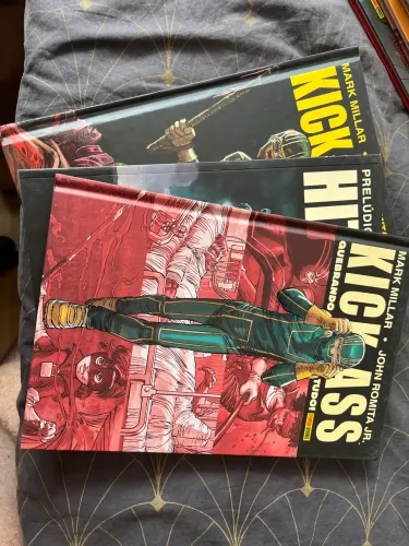 Kick-Ass 1 e 2 (capa dura) + Hit girl