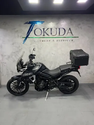 Triumph Tiger 800 XRX