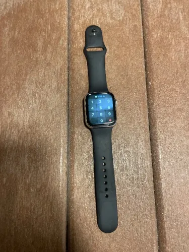 Apple Watch Séries 4 44mm em ótimo estado de conservação