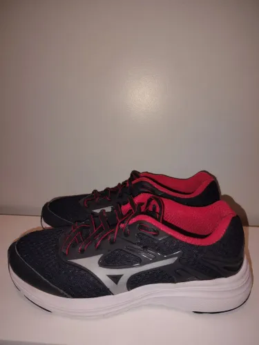 Tênis Mizuno Tam 39