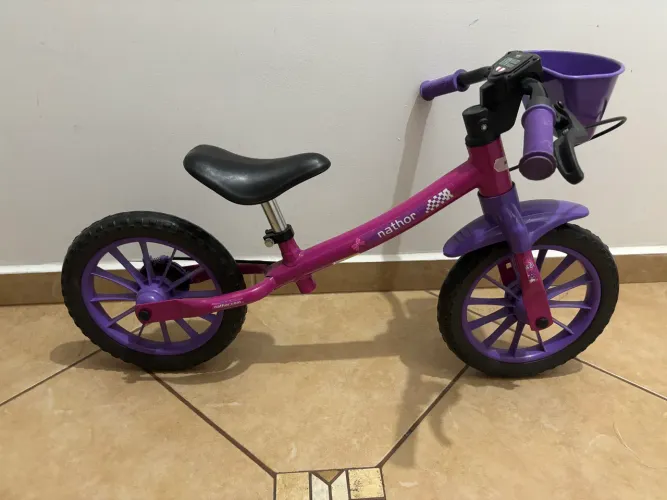 Bicicleta de equilíbrio 