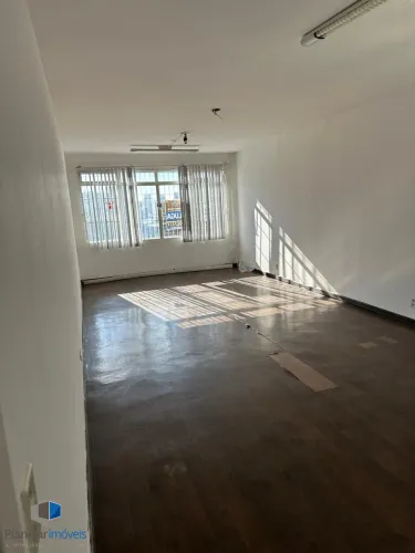 Sala Comercial Disponível para Locação em Camaquã