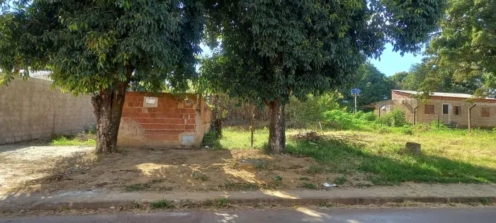 Lote aguas lindas aceito proposta parada na porta ruas asfaltada