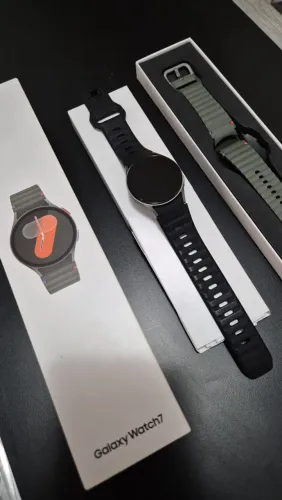 Samsung Galaxy Watch7 Smartwatch 40mm Com Acessórios