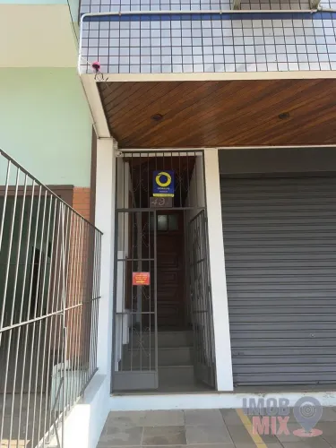 6 amplas salas comerciais próximas as Triângulo Assis Brasil