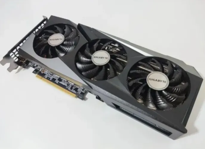 RTX 3060TI GIGABYTE TRIPLE FAN