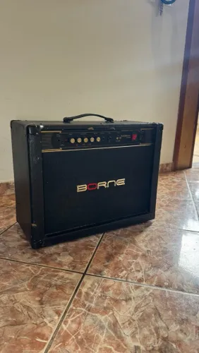 Amplificador de Guitarra Borne Vorax 2080 - 60W RMS / 2x8?