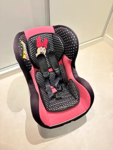 CADEIRINHA DISNEY MINNIE MOUSE