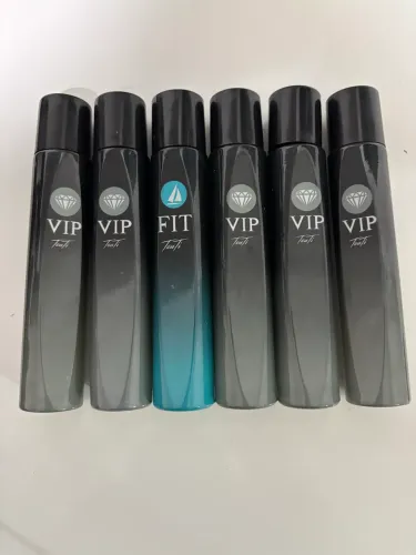 6 perfumes VIP touti