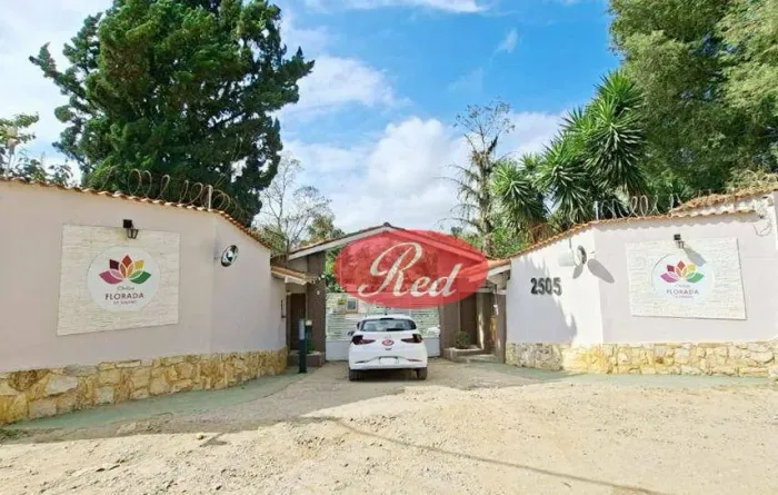 Casa com 2 dormitórios para alugar, 220 m² por R$ 2.820,00/mês - Ipelândia - Suzano/SP
