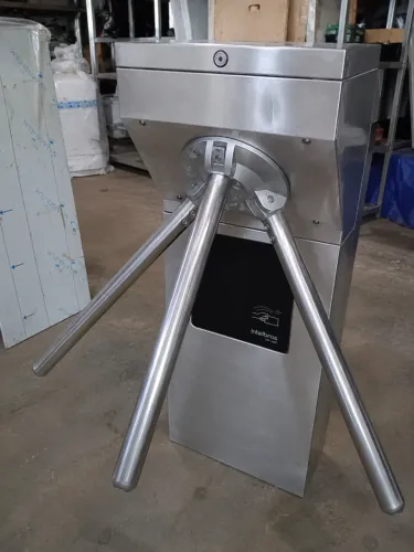 Catraca de Acesso Intelbras CAP 3000 em Aço Inox