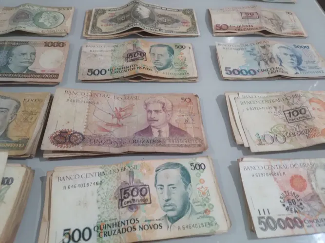 Notas  e moedas  raras