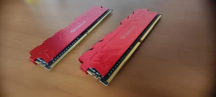 2 pentes Memória ram DDDR4 16gb (2 x 8gb) 3200mhz