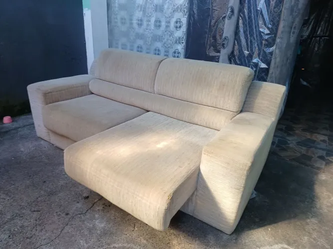 Sofa usado retrátil valor 270 frete grátis pra Joinville Aceito cartão e pix W *