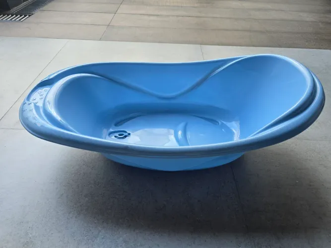 Banheira plástica infantil