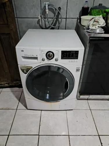 Máquina lava e seca LG