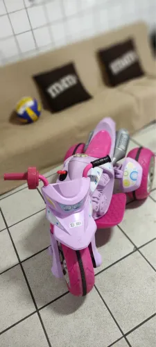 Moto elétrica infantil