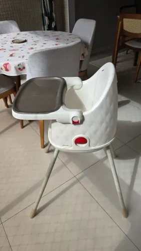 Cadeirinha de alimentação