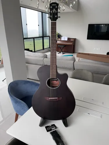     Violão Yamaha APX600M Eletroacústico Original - Estado de Novo