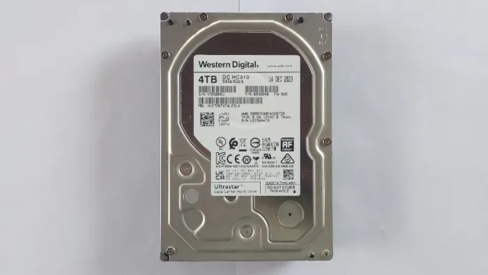 HD 3.5 WD 4TB - 7.200RPM - DVR's / CFTV / PC - Pouco Uso - 100% Saudáveis