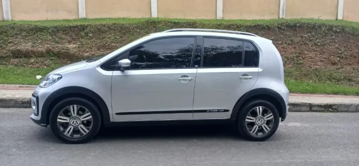 Volkswagen Up! Cross 1.0 TSI Total Flex 12V 5P 2018