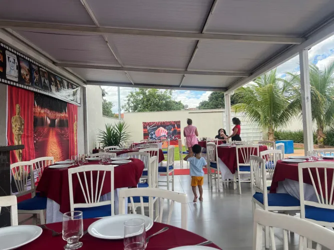 ESPAÇO DE FESTAS