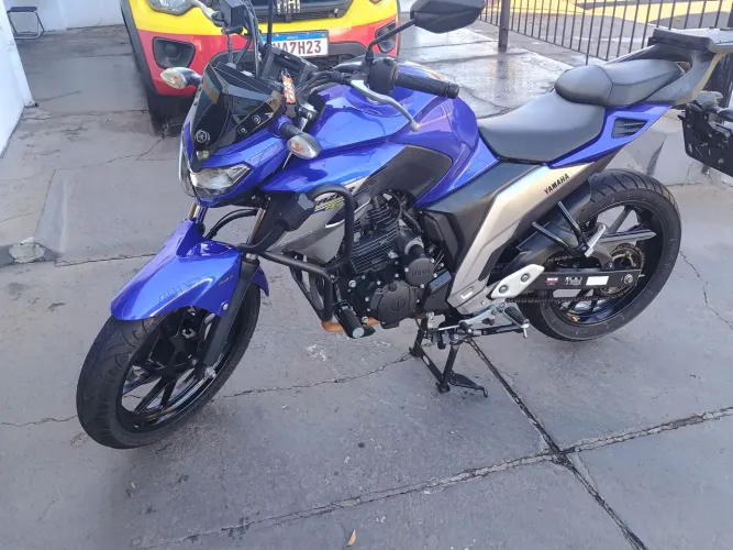 Somente venda, valor R$ 18.500,00 Ano 2019 Modelo 2020 com km 17.000