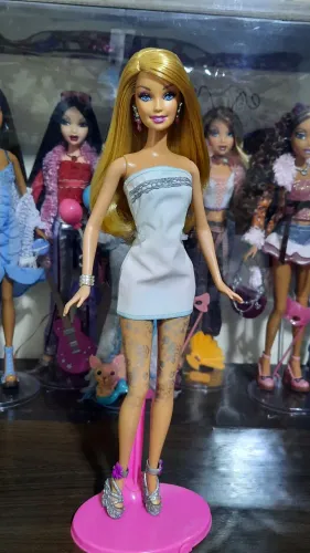 Boneca Barbie H2O Design Studio 2009