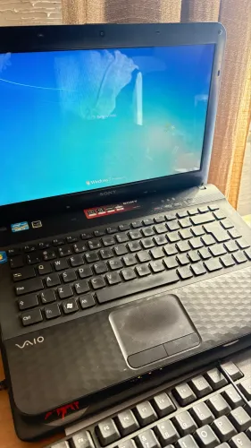 Notebook Sony VAIO PCG-61A11X - Core i3 / 4GB RAM / HD 500GB - Funcionando