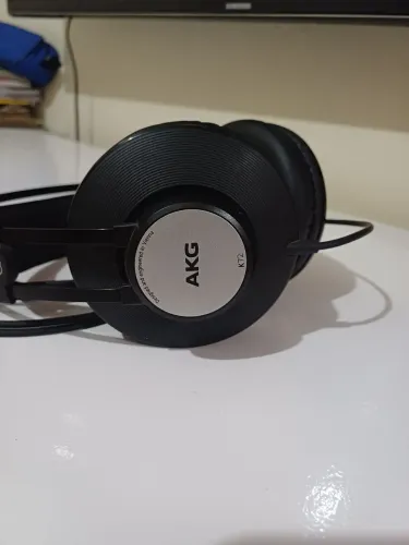 Fone AKG 72