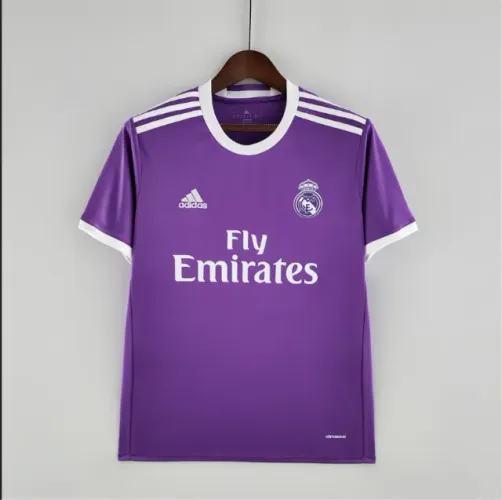 Camisa retro: Real Madrid 2017