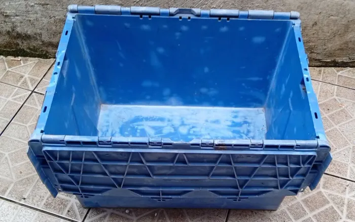 Caixa Organizadora Plástica Azul Resistente - Ideal para Estoque ou Mudança