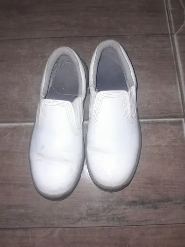 Bota 38