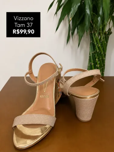 Sandália Vizzano Dourada Brilho Tam 37