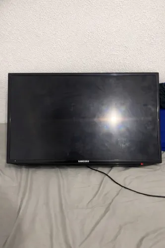 TV Samsung 32 com defeito - tela piscando / liga