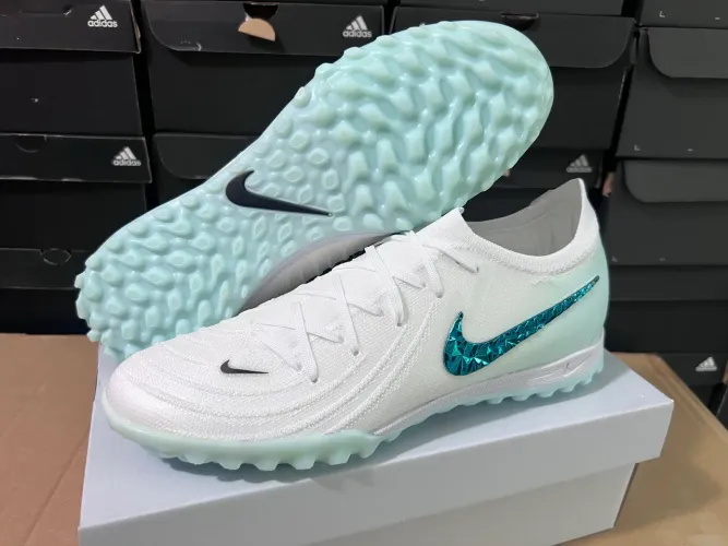 Chuteira society Nike Phantom Luna Elite TF