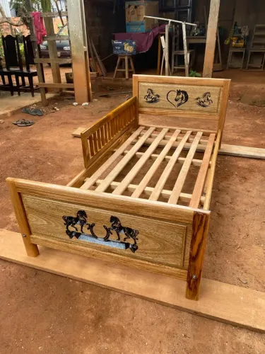 Dormir com Estilo e Qualidade! Cama de Solteiro Artesanal