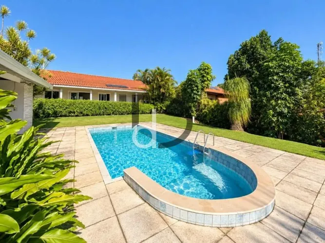 Casa com 3 quartos à venda, 273 m² por R$ 2.100.000 - Vista Alegre - Vinhedo/SP
