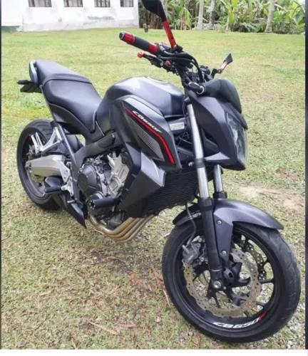 CB 650f barato R$ 33.000,00