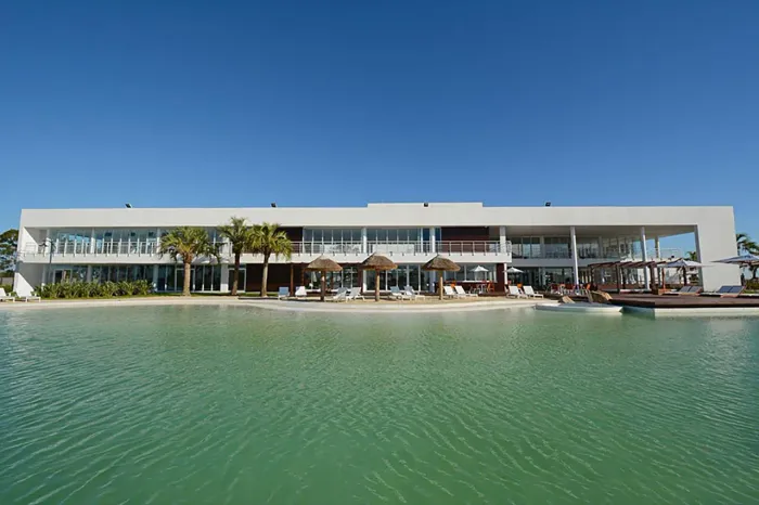 Terreno de 600 m² no Condomínio Ponta da Figueira Marina